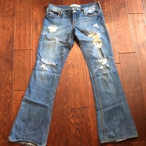 7L Hollister bootcut ripped jeans